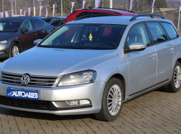 Volkswagen Passat Variant 2,0 TDi 103 kW TRENDLINE