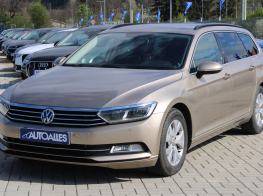 Volkswagen Passat Variant 2,0 TDi  DSG 110 kW COMFORTLINE